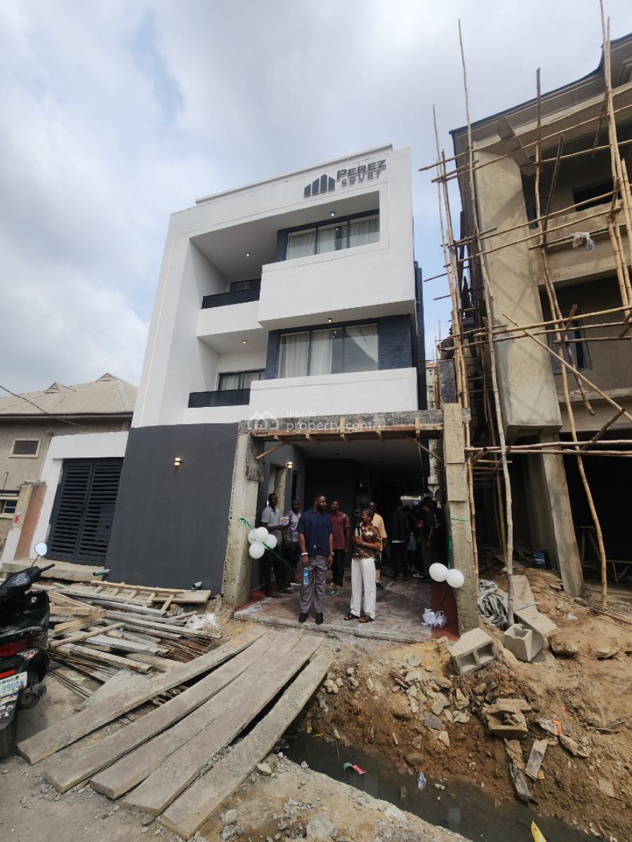 Lovely Studio Apartment in a Prime Location, Surulere, Lagos, Self Contain (single Rooms) for Sale