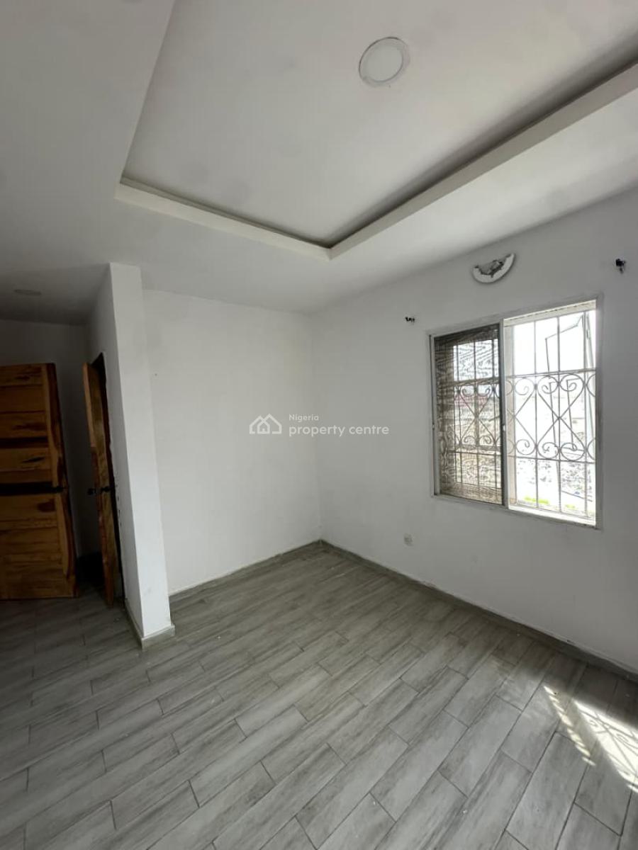 2bedroom Apartment, Ologolo, Lekki, Lagos, Flat / Apartment for Rent