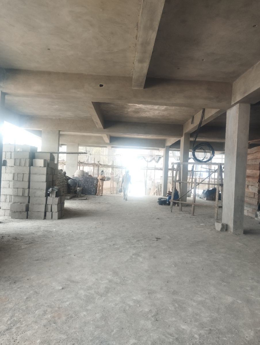 Spacious Massive Luxury 2bedroom Flat Apartment with Bq, Secure Minestate Ajayi Alaba Street Salem Ilasan Elegushi Ikate Lagos, Ikate, Lekki, Lagos, Block of Flats for Sale