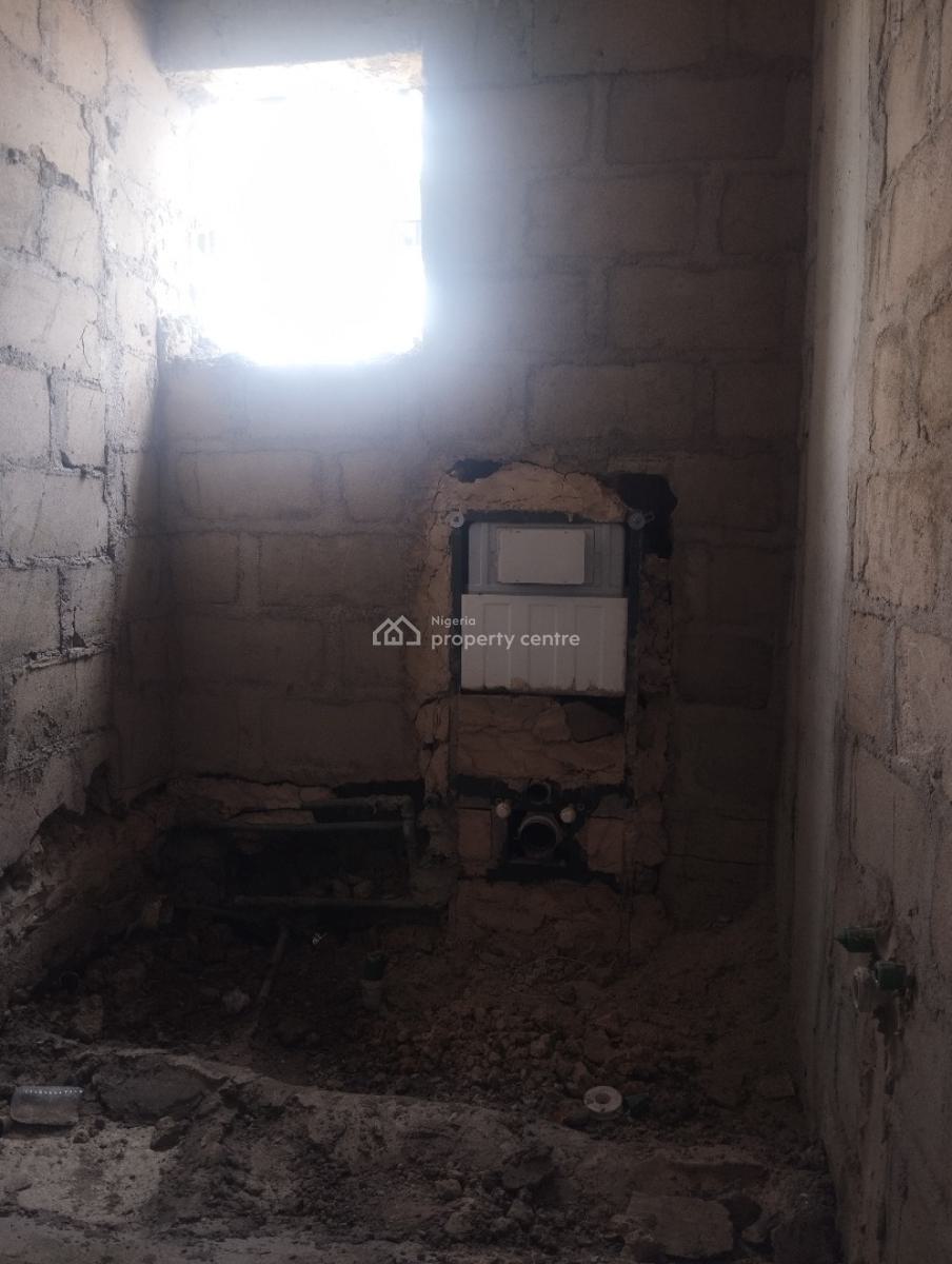 Spacious Massive Luxury 2bedroom Flat Apartment with Bq, Secure Minestate Ajayi Alaba Street Salem Ilasan Elegushi Ikate Lagos, Ikate, Lekki, Lagos, Block of Flats for Sale