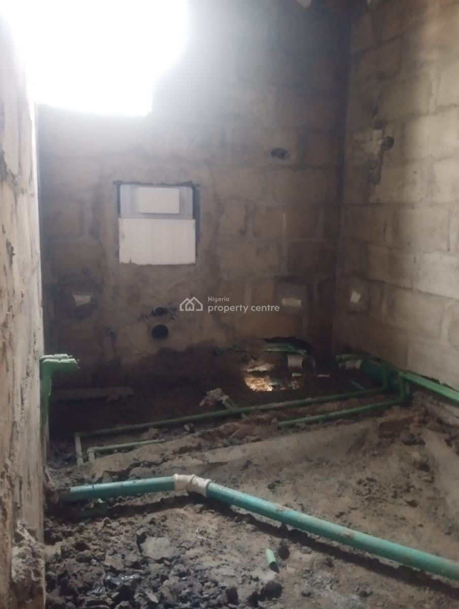 Spacious Massive Luxury 2bedroom Flat Apartment with Bq, Secure Minestate Ajayi Alaba Street Salem Ilasan Elegushi Ikate Lagos, Ikate, Lekki, Lagos, Block of Flats for Sale