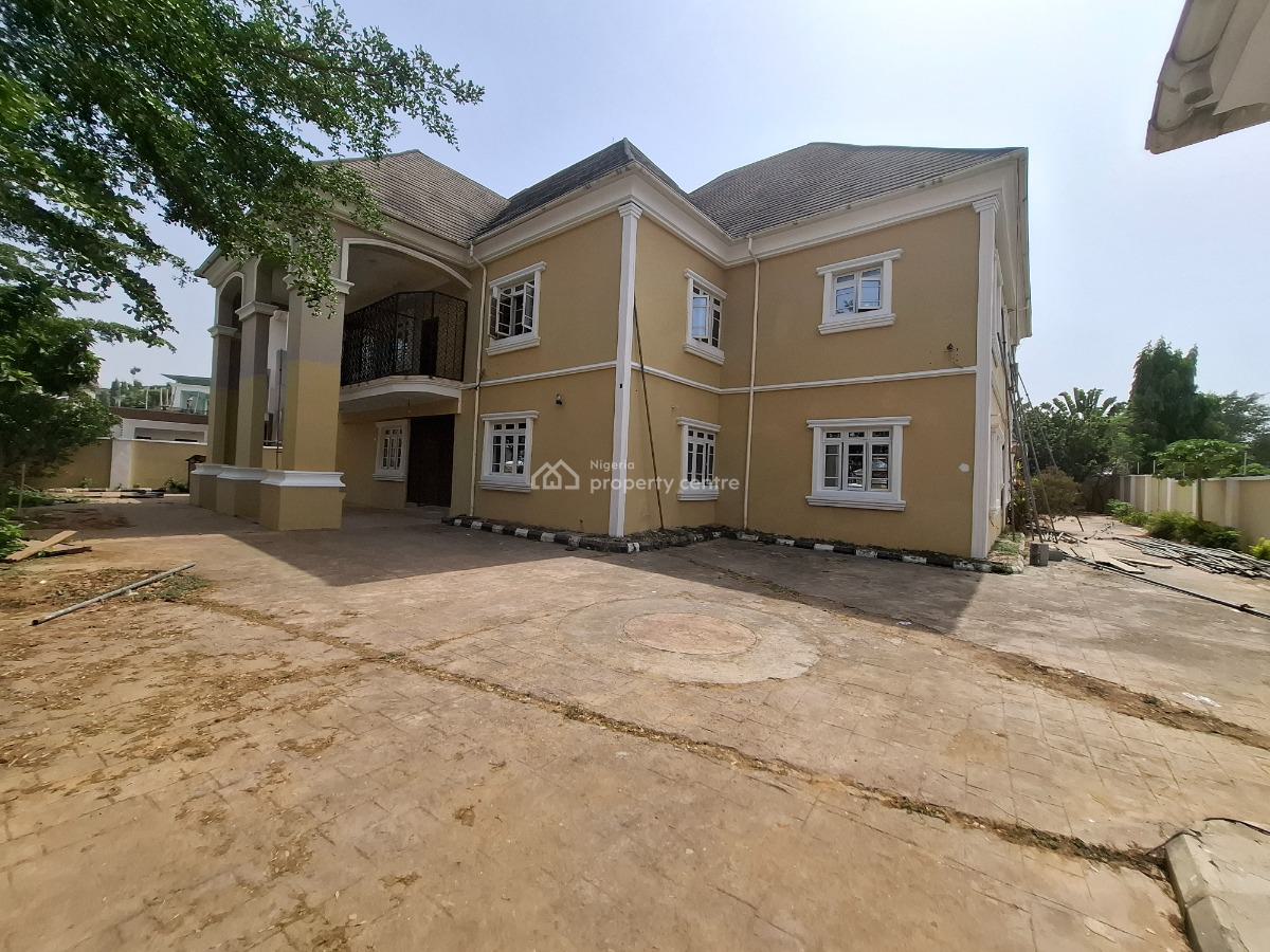 Massive 7 Bedroom with 3 Bedroom Bq and a Room Bq, Asokoro District, Abuja, Detached Duplex for Rent