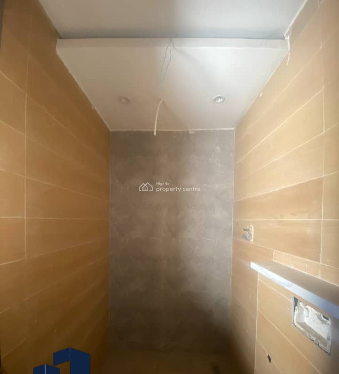 6 Units of Luxury En-suite 3 Bedroom Apartments Amenities Include, Wuse Zone, Wuse, Abuja, Block of Flats for Sale