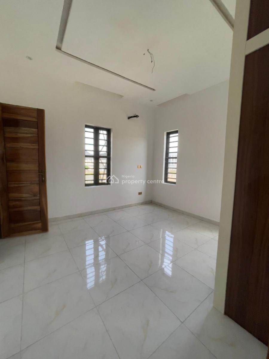 Spacious 2-bedroom Flats, Chevron, Lekki, Lagos, Flat / Apartment for Sale