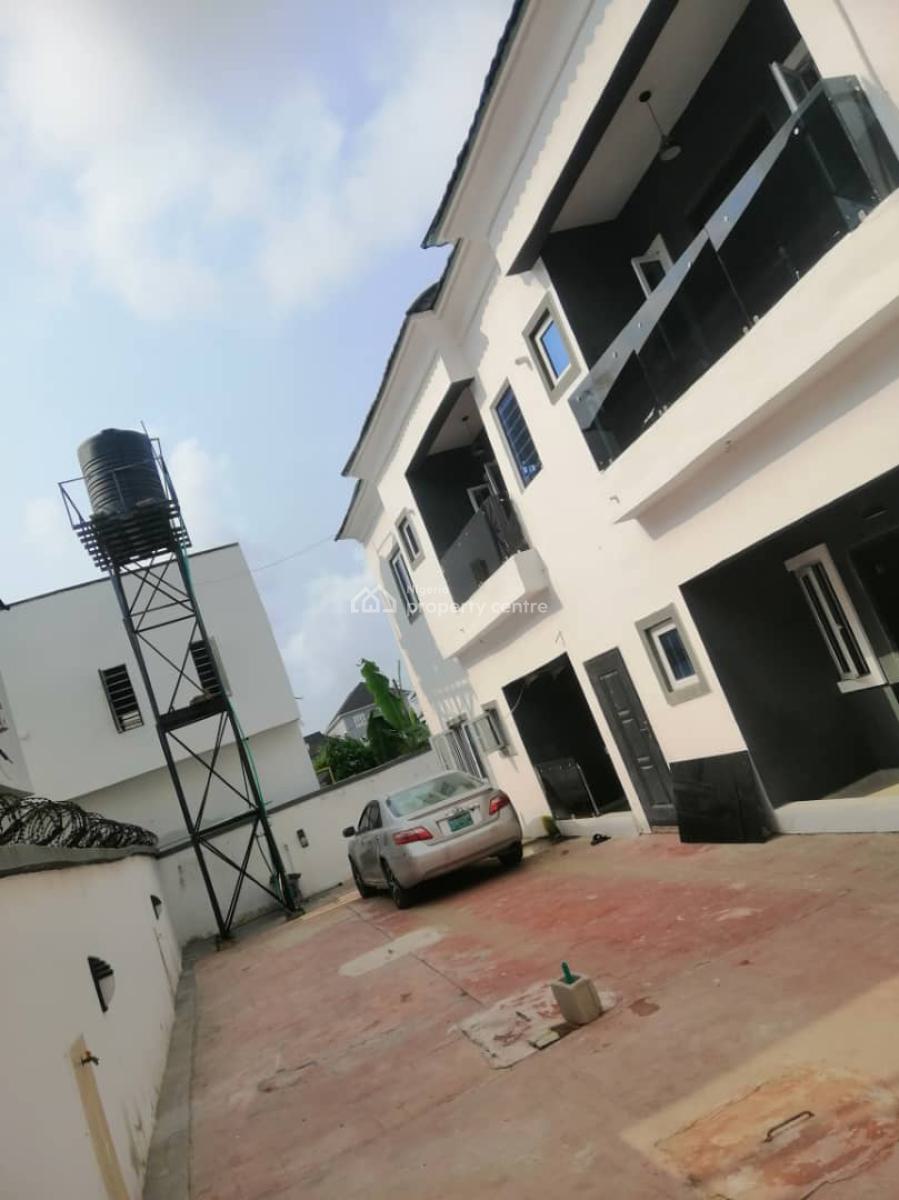 Distress 2 Bedroom Flat at Goodnews Estate Sangotedo Ajah, Goodnews, Ajah, Lagos, Flat / Apartment for Sale