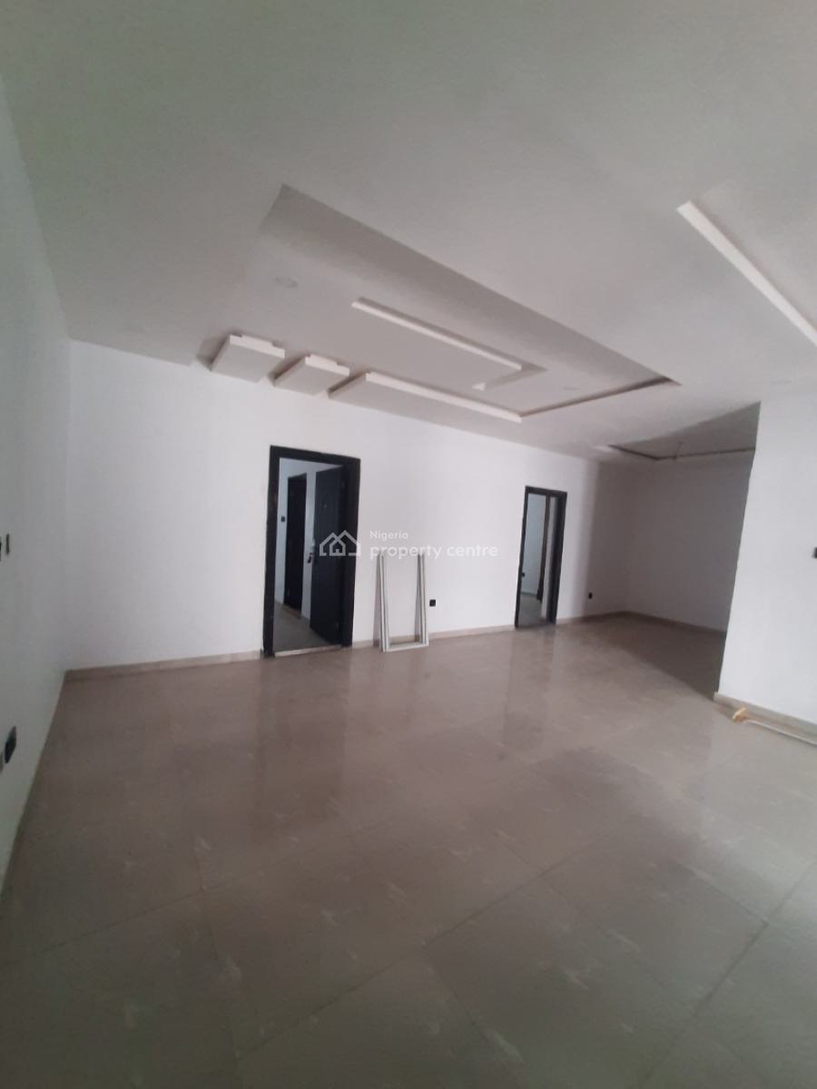 Distress 2 Bedroom Flat at Goodnews Estate Sangotedo Ajah, Goodnews, Ajah, Lagos, Flat / Apartment for Sale