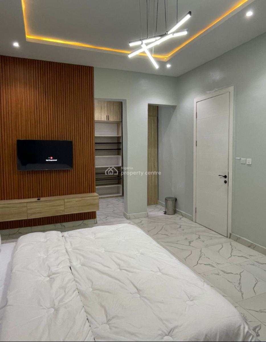 2 Bedroom Flat, Lekki Phase 1, Lekki, Lagos, Flat / Apartment for Rent