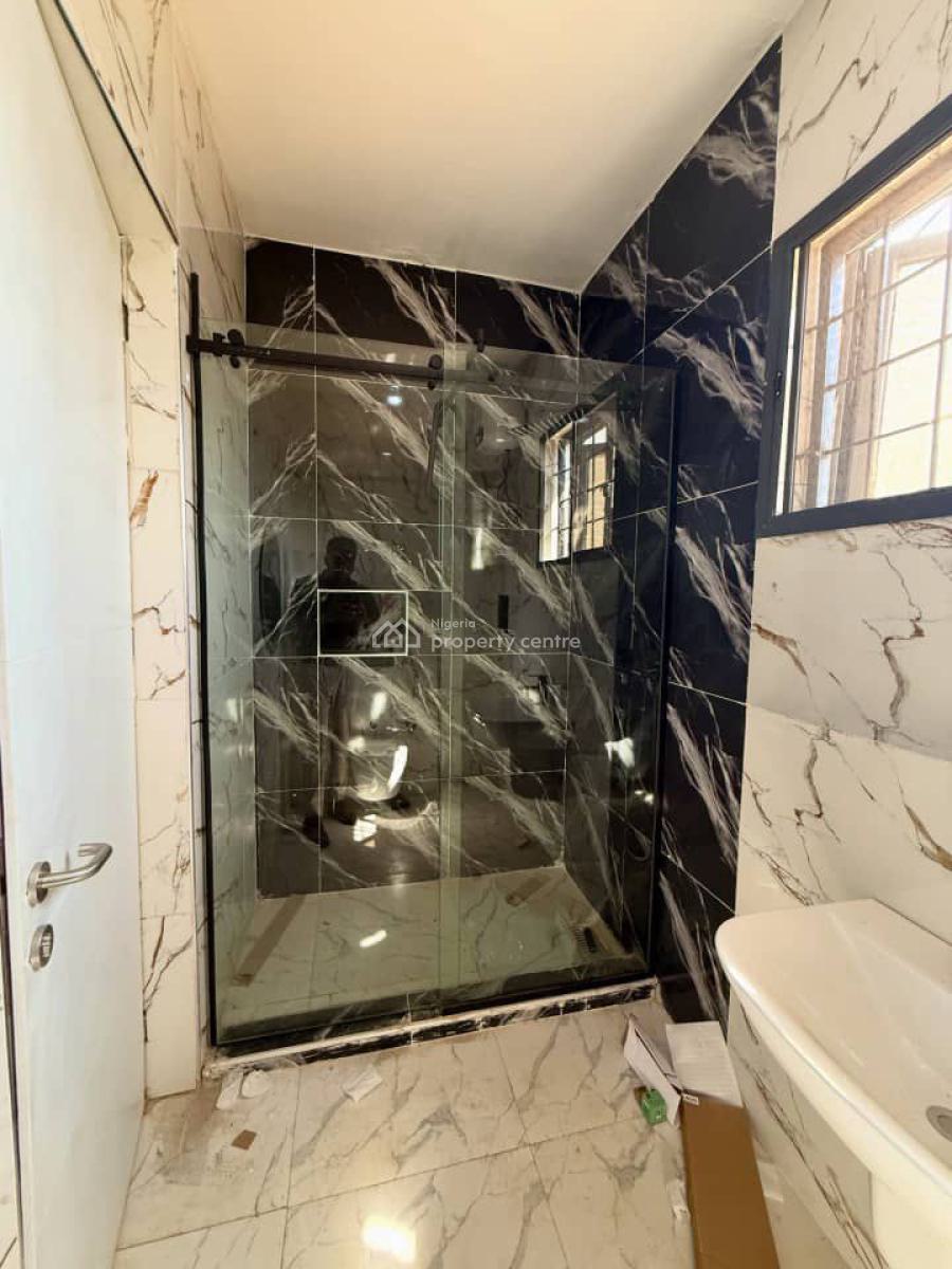 5 Bedroom Terrace Duplex  Guzape  400m, Guzape District, Abuja, Terraced Duplex for Sale