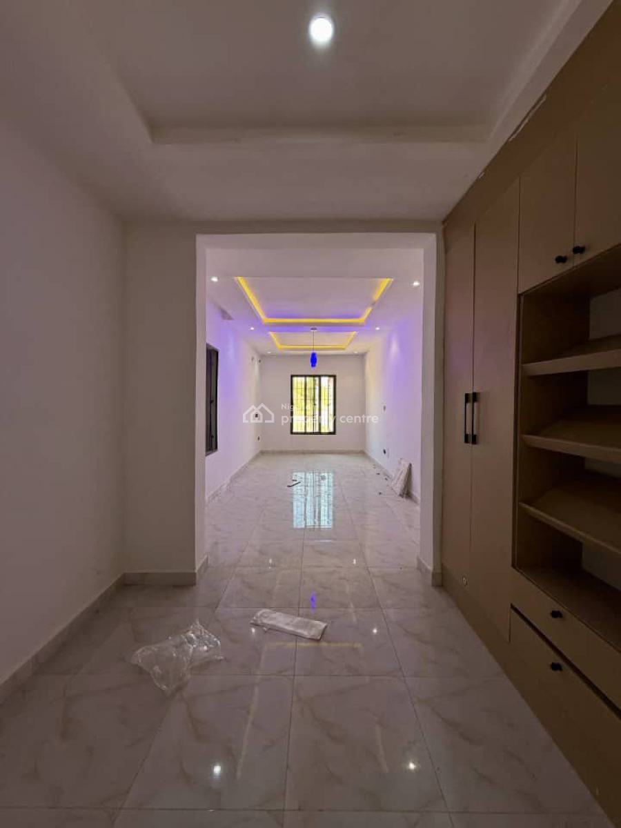 5 Bedroom Terrace Duplex  Guzape  400m, Guzape District, Abuja, Terraced Duplex for Sale