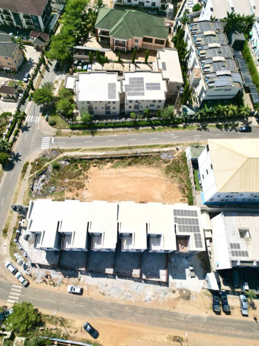 5 Bedroom Terrace Duplex  Guzape  400m, Guzape District, Abuja, Terraced Duplex for Sale