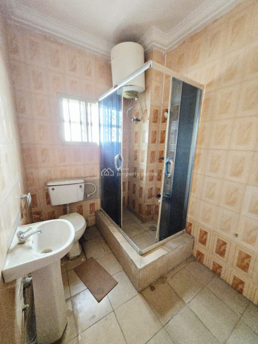 Spacious 3 Bedroom Apartment, Agungi, Lekki, Lagos, Flat / Apartment for Rent