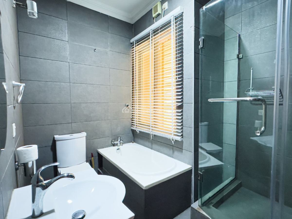 High-end 3 Bedroom Duplex with Exclusive Facilities Avail for Dec Stay, High-end 3 Bedroom Duplex with Exclusive Facilities Avail for Dec Stay, Lekki Phase 1, Lekki, Lagos, Terraced Duplex Short Let