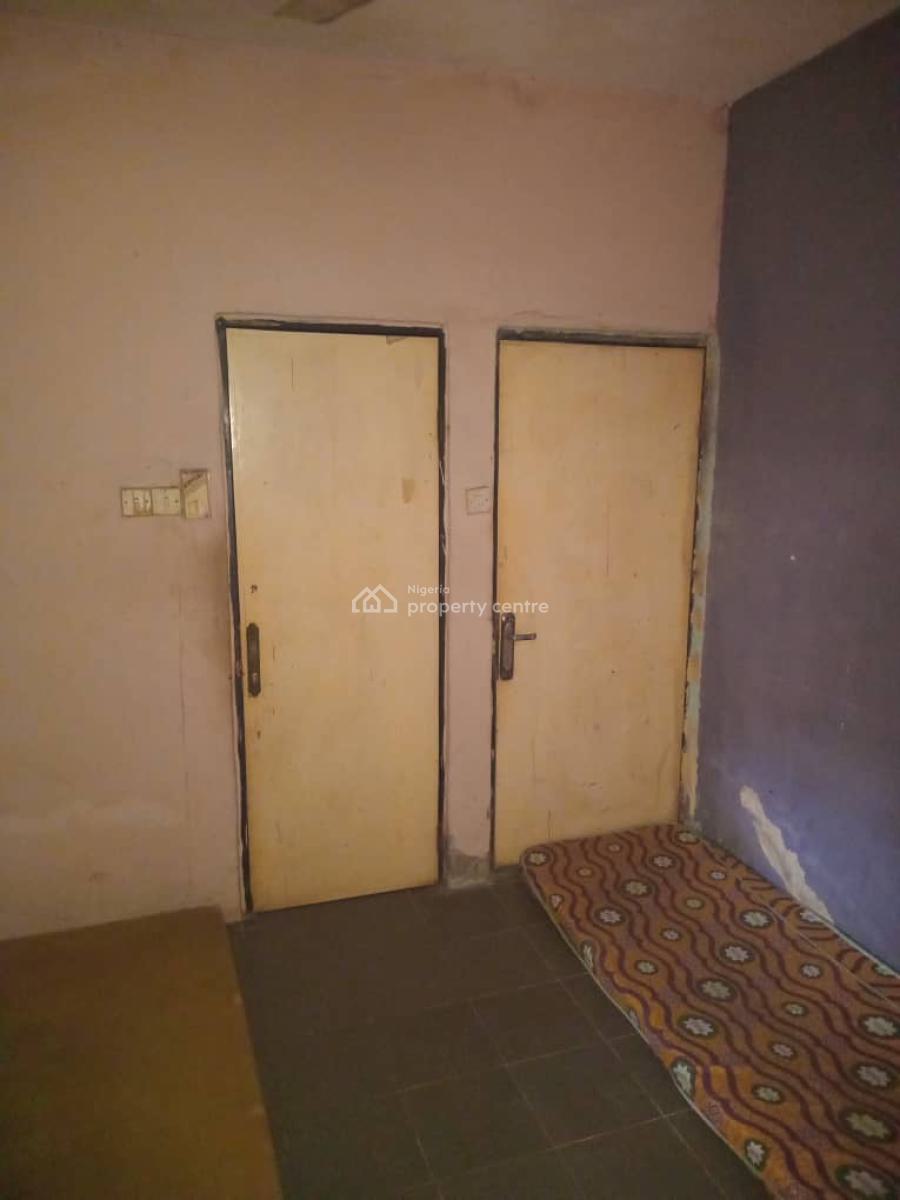 Self  Contained Apartment, By Divine Hand of God Church Axis, Area 1, Garki, Abuja, Self Contain (single Rooms) for Rent