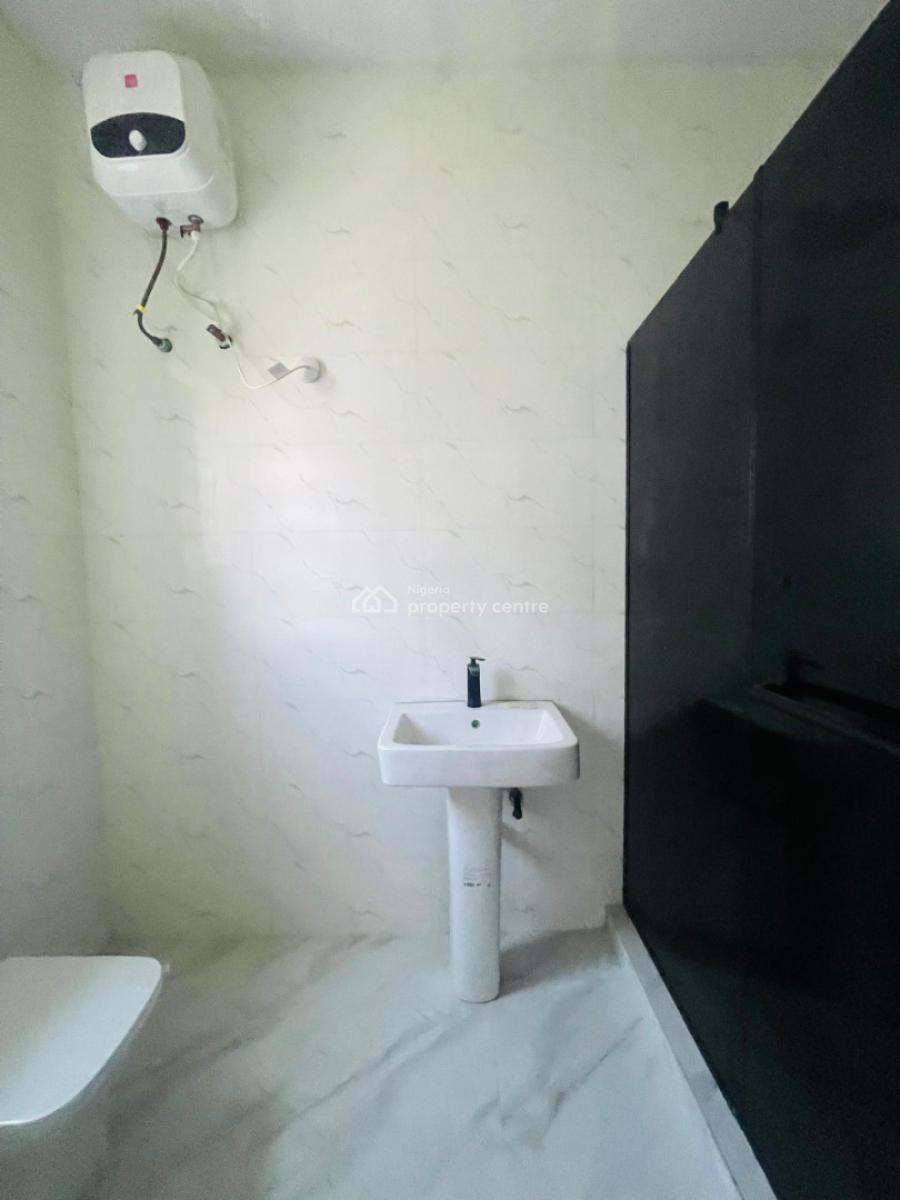 Beautifully Built 5 Bedroom Semi Detached Duplex with Bq, Lekki County, Lekki, Lagos, Semi-detached Duplex for Sale