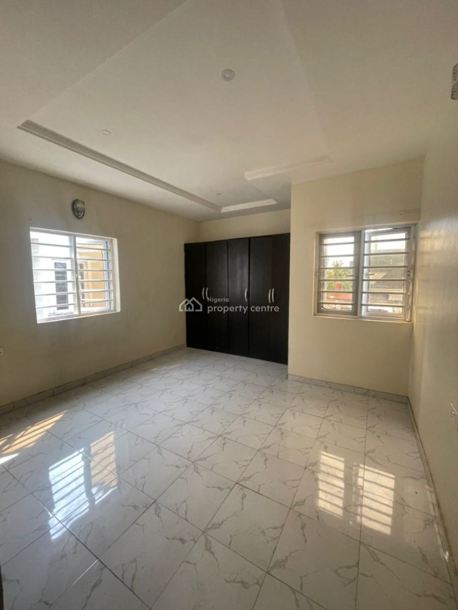 Beautiful Luxurious Share Apartment at Ajah Ilaje Off Mobil Road, Ajah Ilaje Off Mobil Road, Ajah, Lagos, Self Contain (single Rooms) for Rent