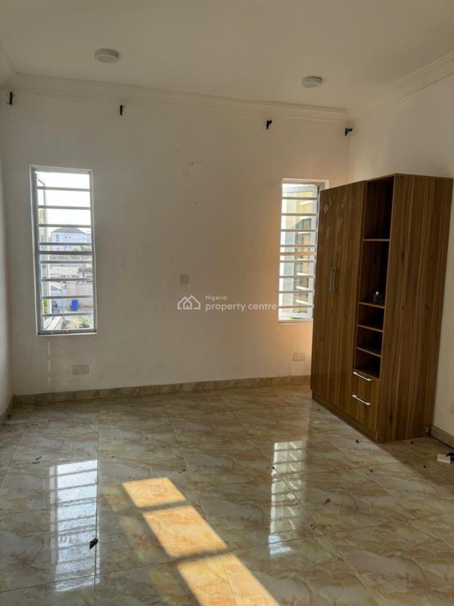 Spacious Serviced Miniflat, Chevron, Lekki Expressway, Lekki, Lagos, Mini Flat (room and Parlour) for Rent