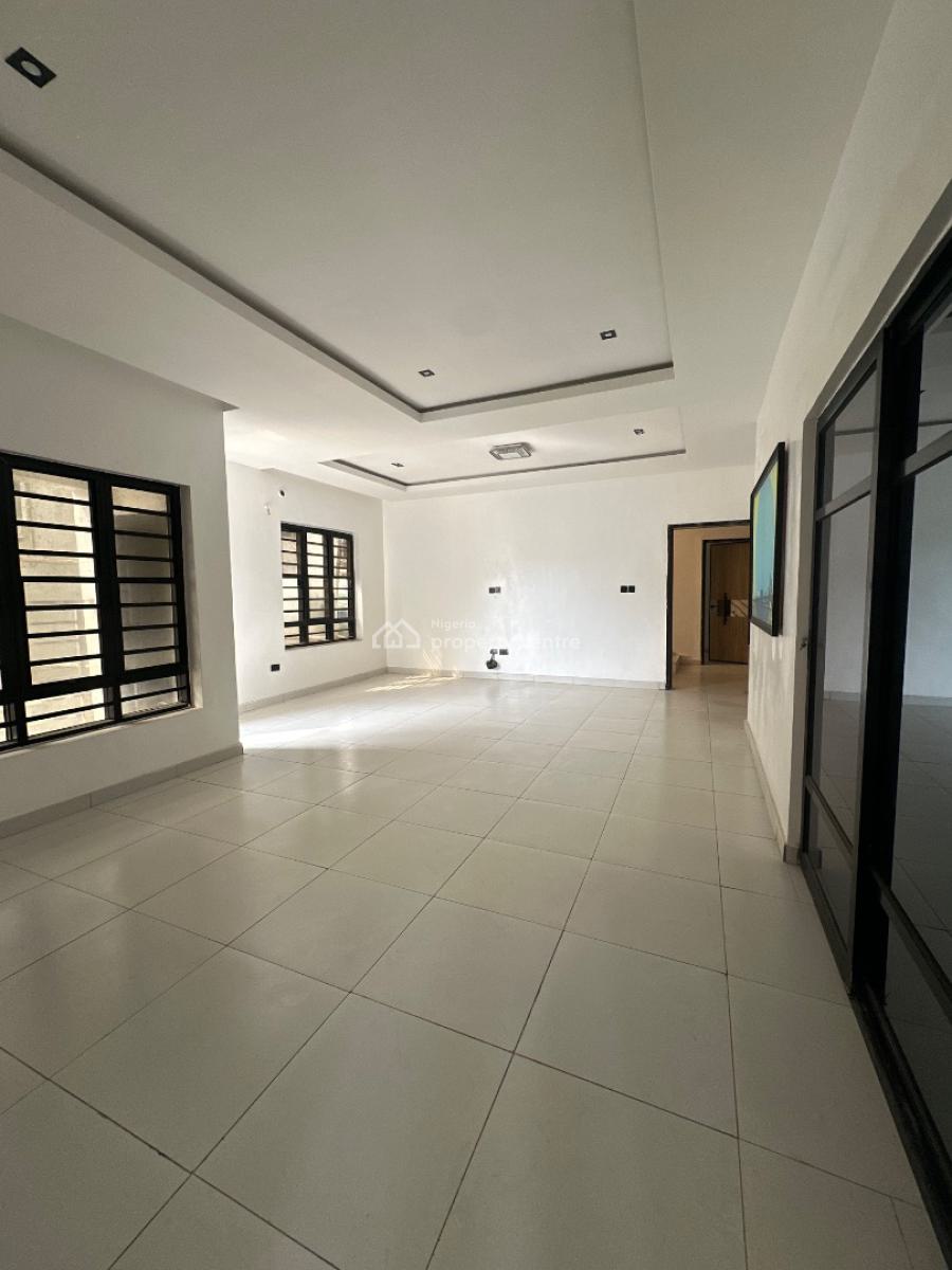 Luxury 2 Bedroom Apartment + Elevator + Swimming Pool, Ologolo, Lekki, Lagos, Flat / Apartment for Sale