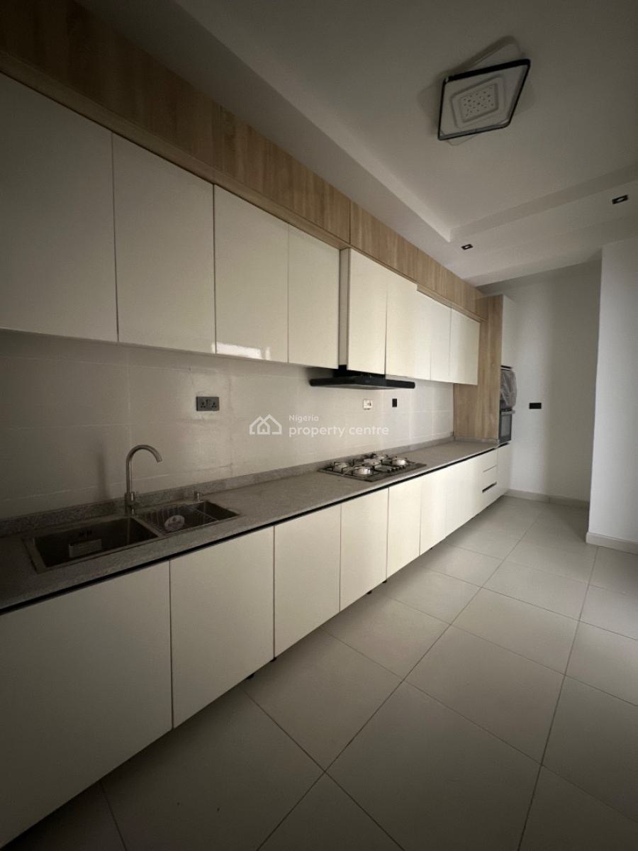 Luxury 2 Bedroom Apartment + Elevator + Swimming Pool, Ologolo, Lekki, Lagos, Flat / Apartment for Sale