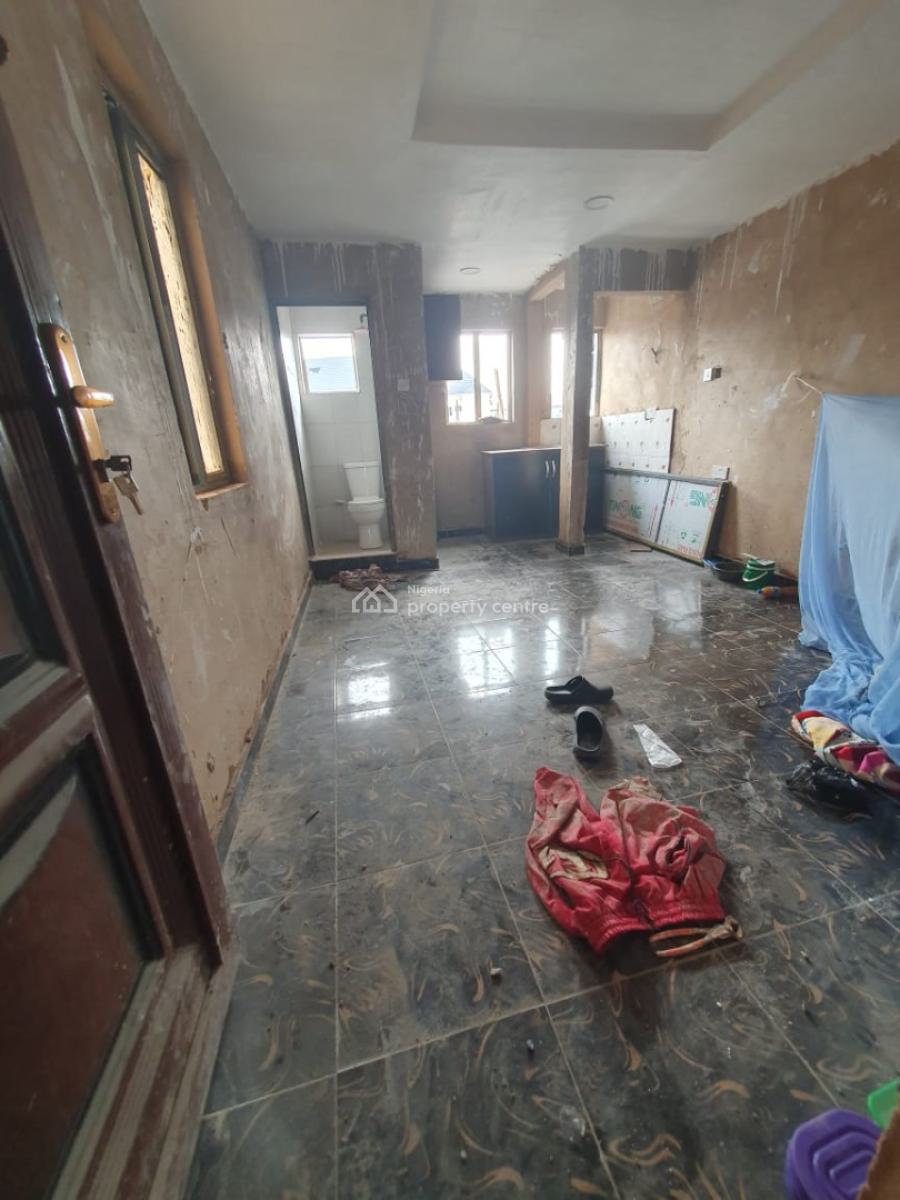 Very Spacious Roomself with Full Pop Design, Prepaid Meter, Car Park, Morocco, Yaba, Lagos, Self Contain (single Rooms) for Rent