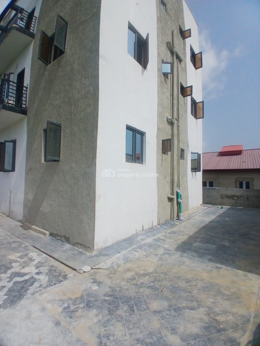 1 Bedroom Flat (mini Flat), After Lagos Business School (lbs), Lekki Phase 2, Lekki, Lagos, Mini Flat (room and Parlour) for Rent