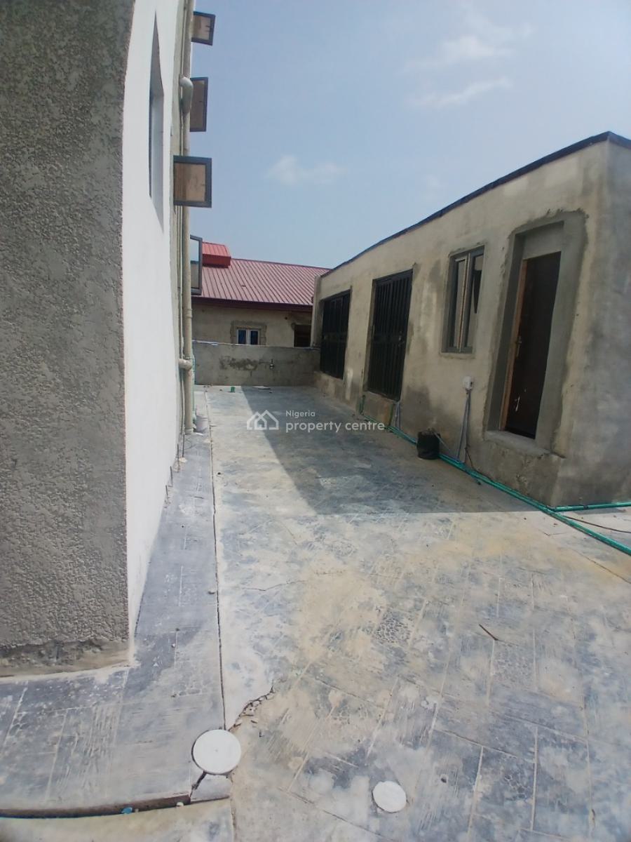 1 Bedroom Flat (mini Flat), After Lagos Business School (lbs), Lekki Phase 2, Lekki, Lagos, Mini Flat (room and Parlour) for Rent