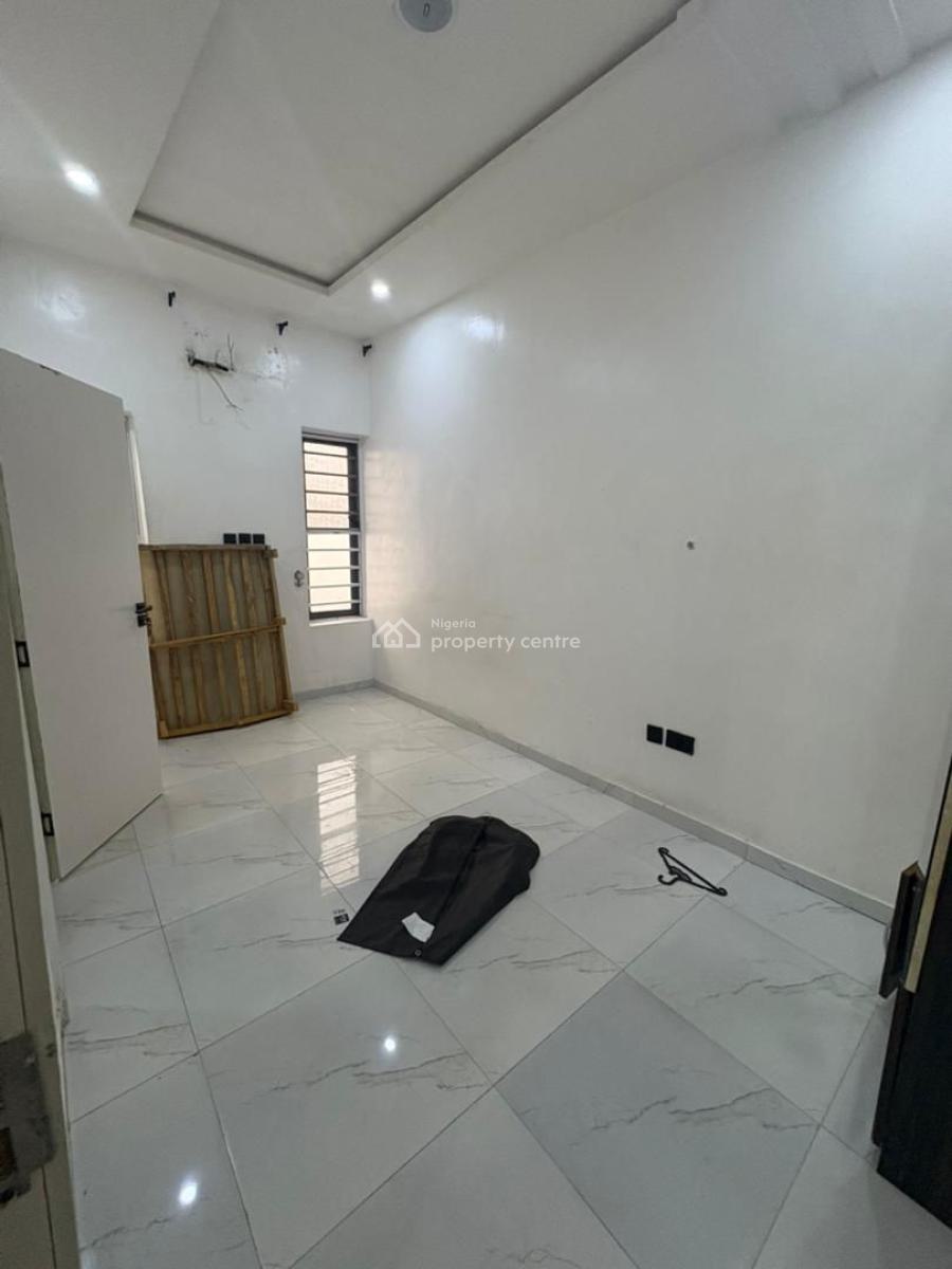 Well Maintained 4bedroom Semi Detached Duplex, Lekki, Lagos, Flat / Apartment for Rent