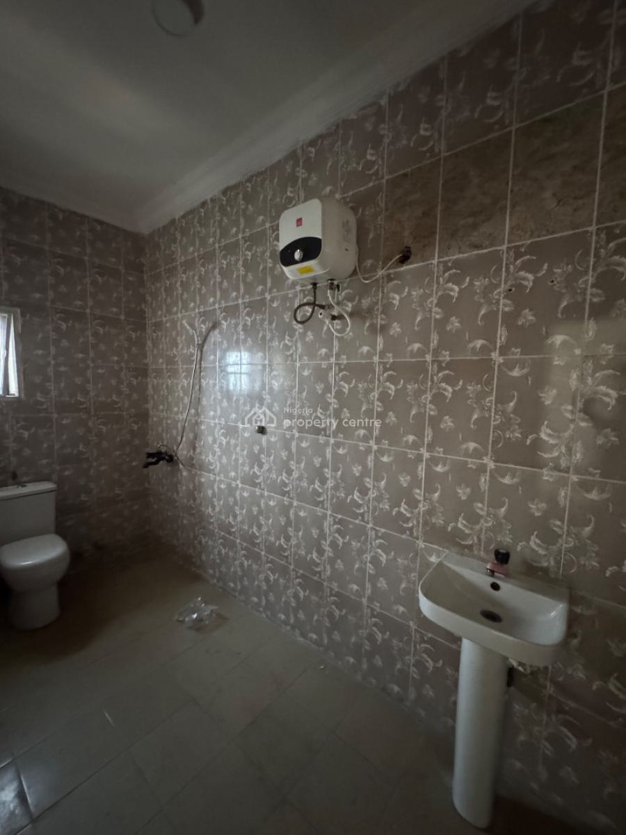 Newly Refurbished 2 Bedroom Apartment, Jakande, Lekki, Lagos, Flat / Apartment for Rent