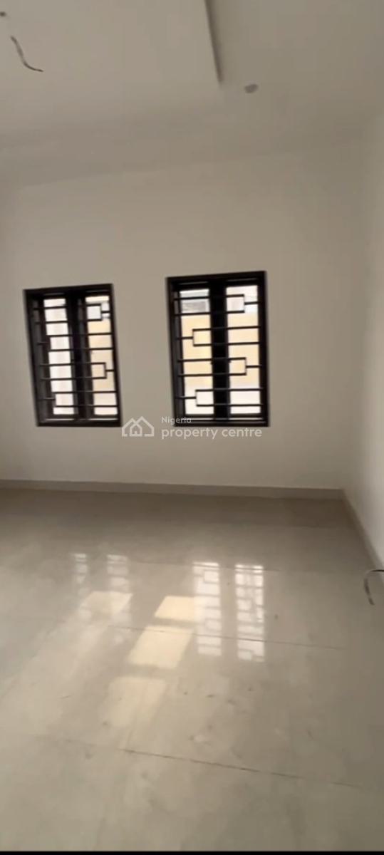 a Brand New Spacious 4-bedroom Semi-detached Duplex + 1bq, Gwarinpa District (video of The House Is Attached), Gwarinpa, Abuja, Semi-detached Duplex for Rent