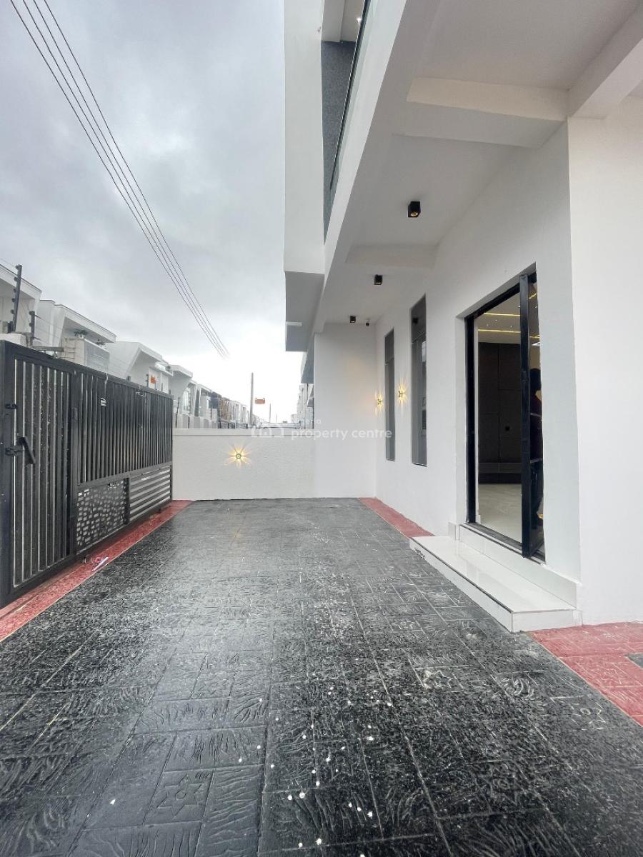 Spacious Luxury 4 Bedroom Semi-detached Duplex with Bq, Ajah, Lagos, Semi-detached Duplex for Sale