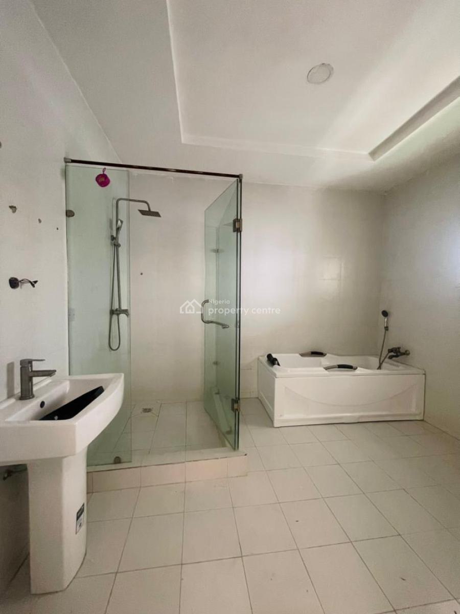 Well Spacious 3 Bedroom Terrace with Play Ground,gym and Pool Duplex, Lekki, Lagos, Terraced Duplex for Sale