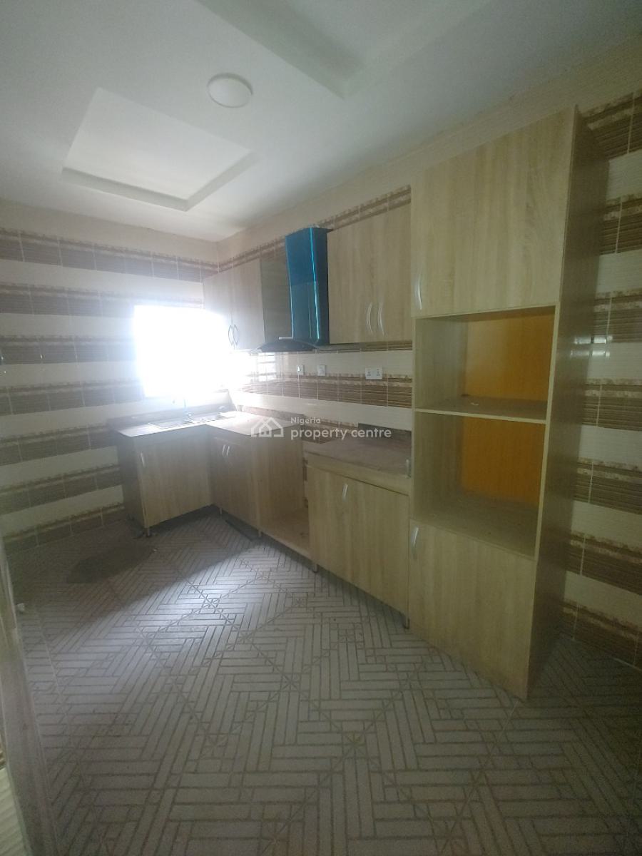 Very Sharp 2 Bedroom Flat Apartment in a Call in Estate, Sangotedo, Sangotedo, Ajah, Lagos, Flat / Apartment for Rent