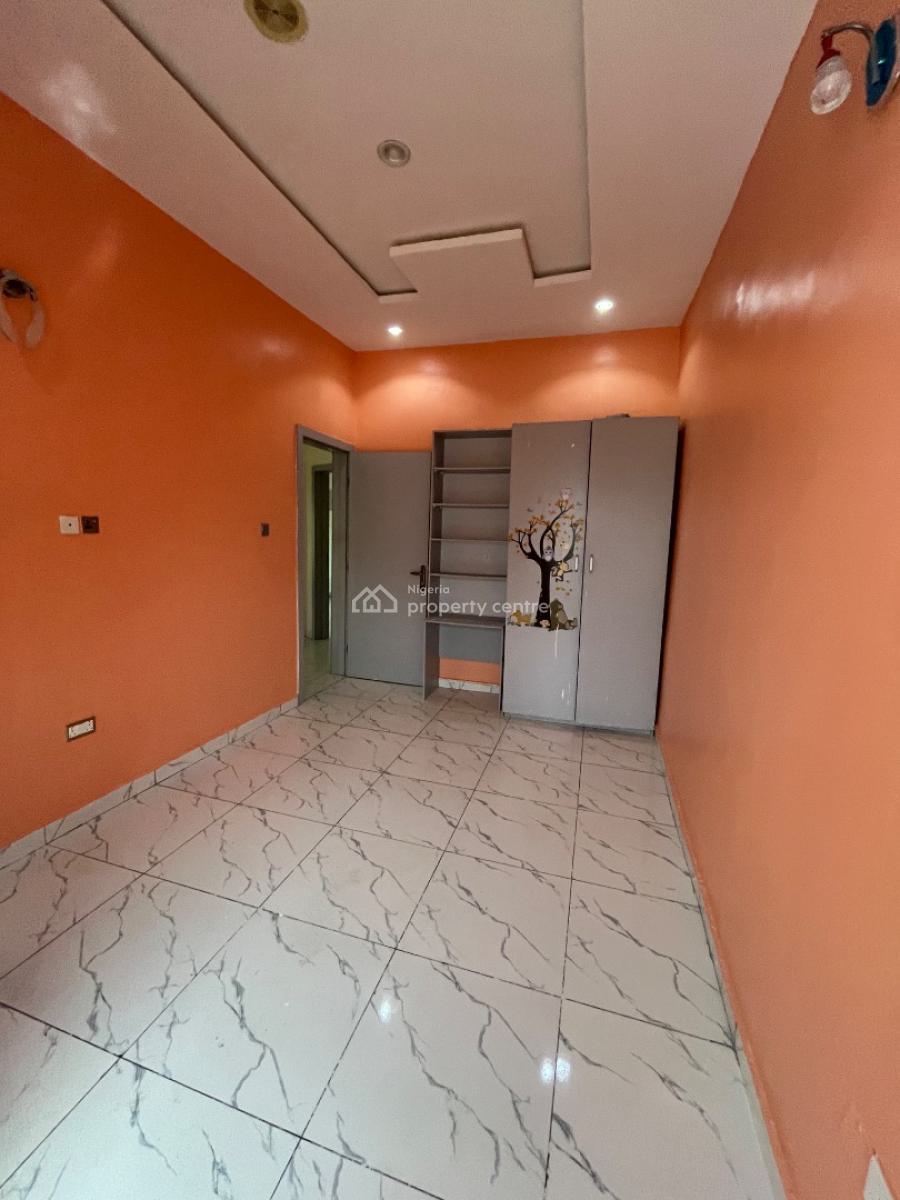 Spacious 4 Bedroom Terrace Duplex in a Secured Estate, Orchid Road, Lekki, Lagos, Terraced Duplex for Rent
