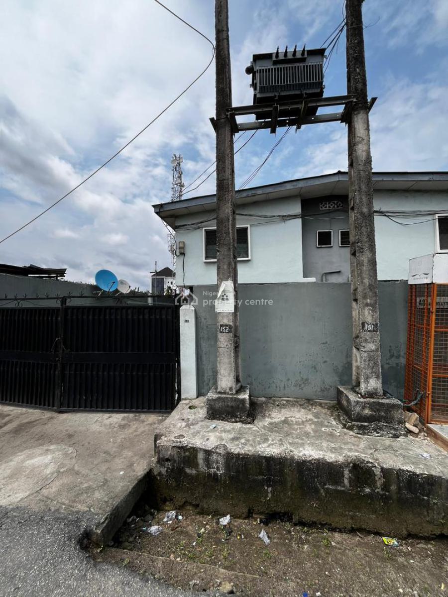 Solid Structure 6 Units of 3 Bedroom Apartment with Close Proximity La, Location : Oba Akran, Ikeja, Ikeja, Lagos, Block of Flats for Sale