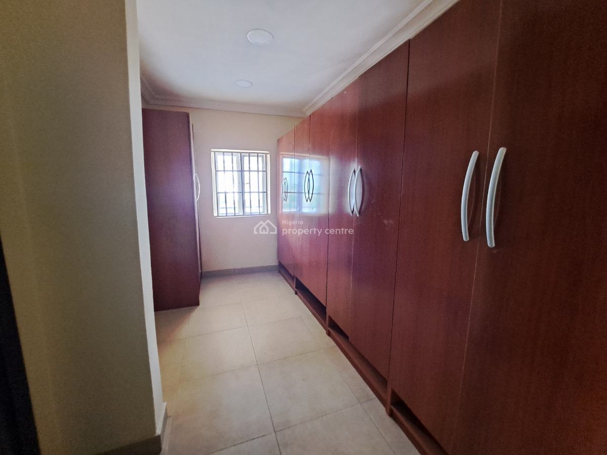 Spacious & Renovated 5 Bedroom Duplex with 2 Bq, Anterior, Box Room Et, Lekki Phase 1, Lekki, Lagos, Detached Duplex for Rent