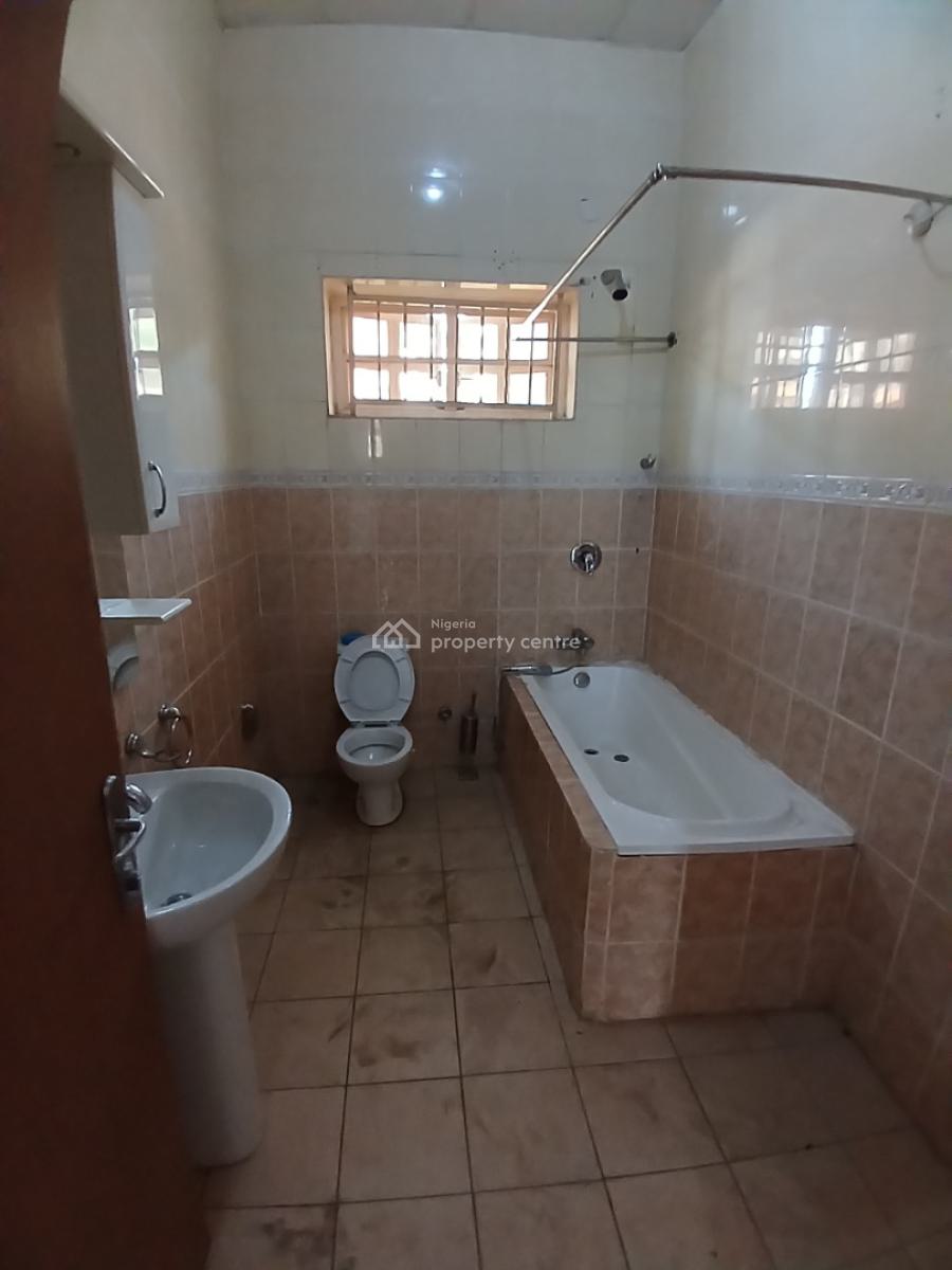 3 Bedroom Block of Flat with Swimming Pool, Maitama Abuja Diplomatic Zone, Maitama District, Abuja, House for Rent