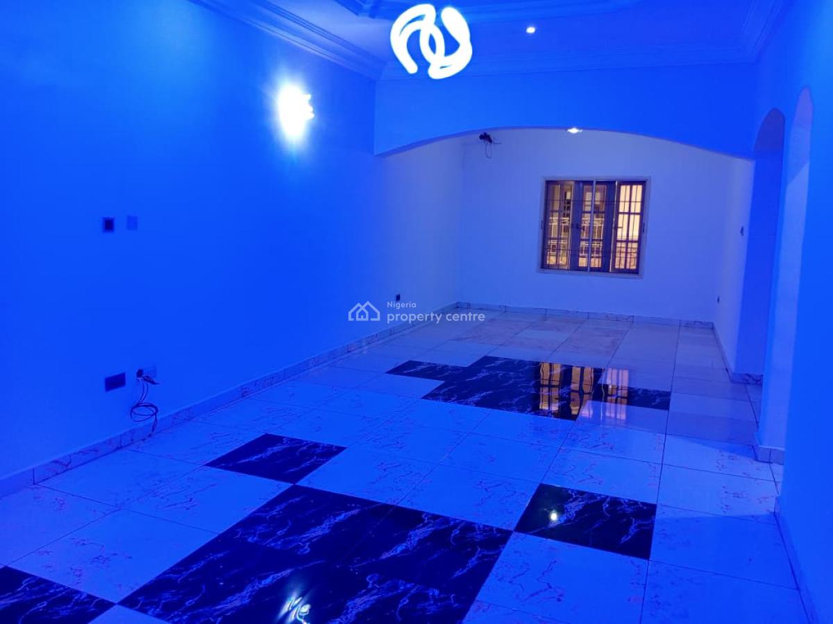 3 Bedroom Flat    Location:in Access Control Estate, Blenco Areas, Sangotedo, Ajah, Lagos, Flat / Apartment for Rent