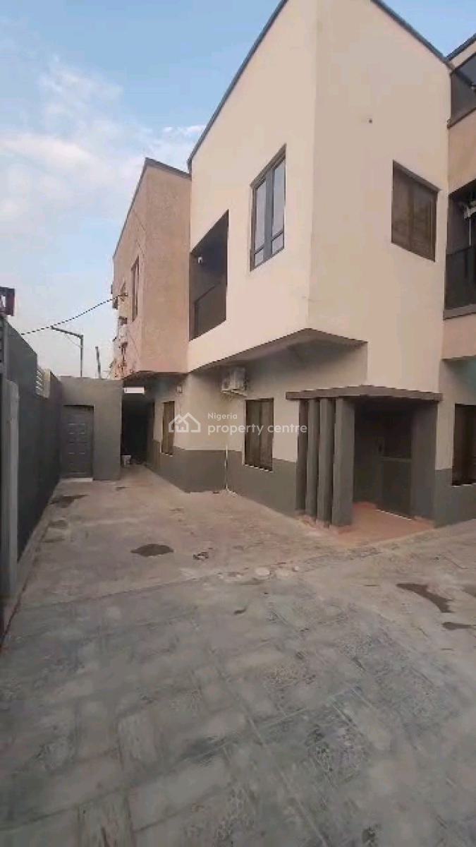 Newly Build Miniflat in a Good Environment Pop Finishing, Ijagbemi Street Pedro, Close to Charley Boy, Pedro, Gbagada, Lagos, Mini Flat (room and Parlour) for Rent