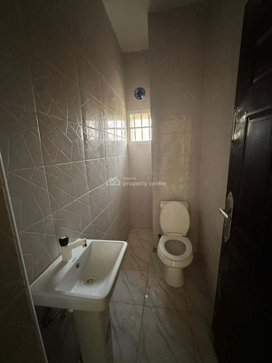 Well Finished 2bedroom Flat, in an Estate Gwarinpa Extension, Gwarinpa, Abuja, Flat / Apartment for Rent