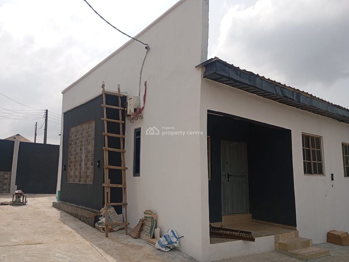 5 Units of Room and Parlor Self, Omitoro, Ijede Road, Ikorodu, Lagos, Block of Flats for Sale