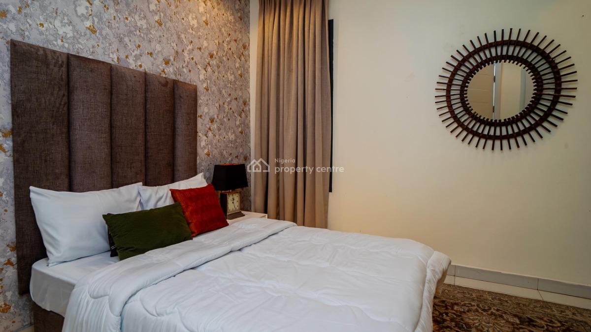 Luxurious 3bedroom Apartment with Swimming Pool and Gym, Ologolo, Lekki, Lagos, Flat / Apartment Short Let