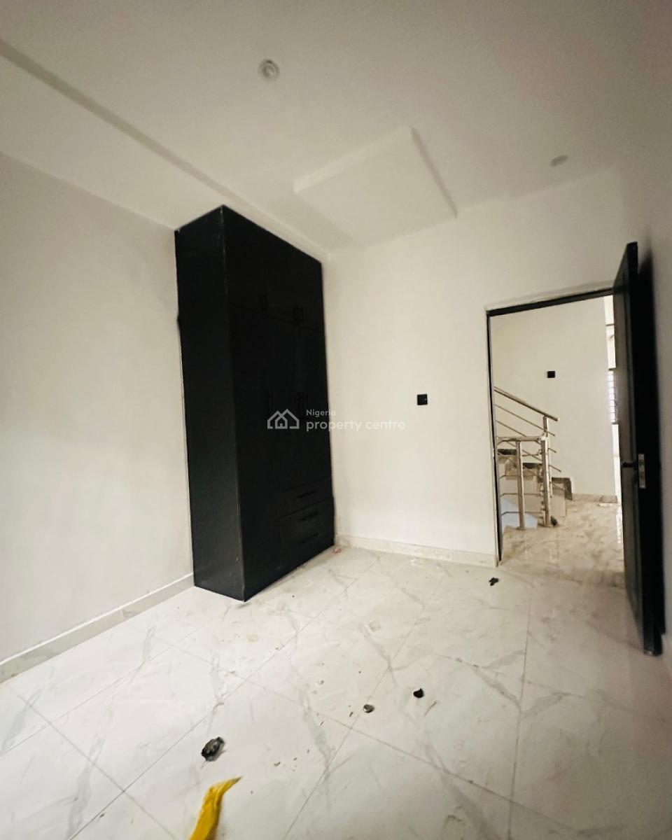 Lovely Built 4 Bedroom Terrace Duplex with a Room Bq, Surulere, Lagos, Terraced Duplex for Sale