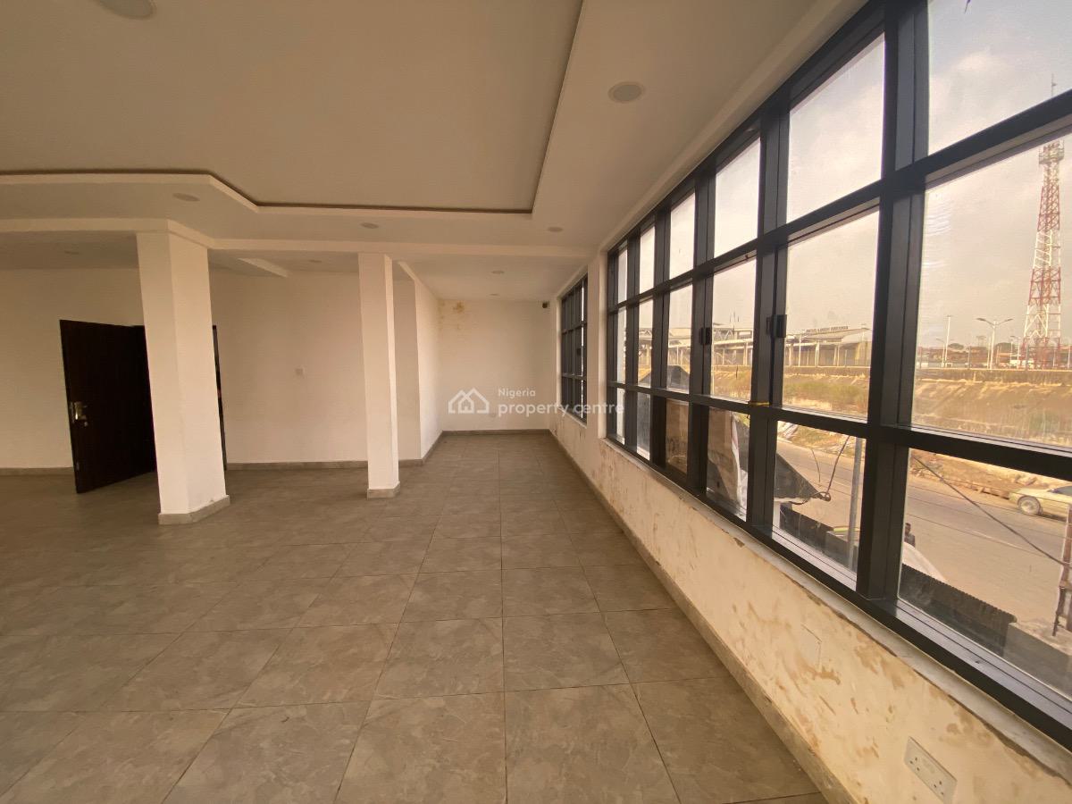 120 Sqm Open Plan Space, Pencinema Agege Lagos, Agege, Lagos, Office Space for Rent