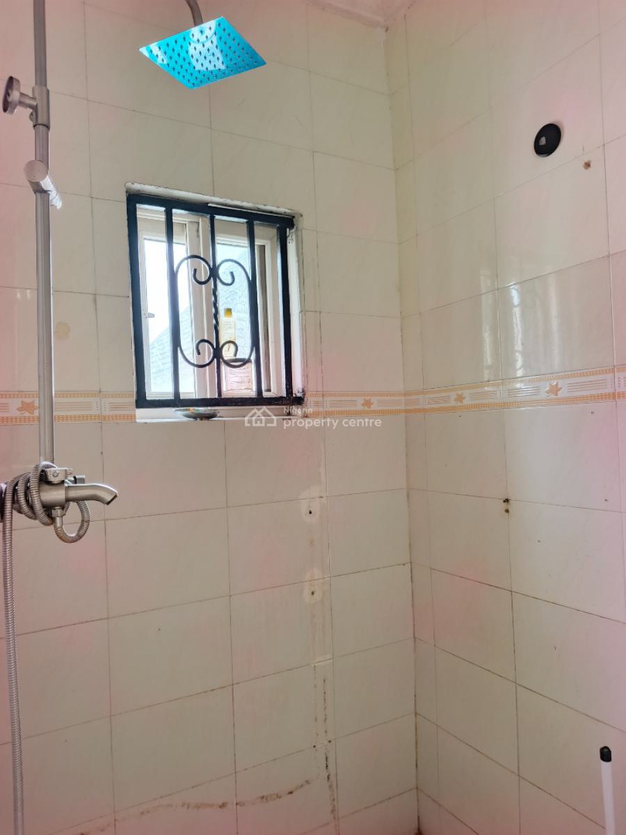 Smart Spacious 1 Bedroom Apartment (room and Parlor) Upstairs., in a Call Before Entering Estate at Chevron , Lekki Lagos., Lekki, Lagos, Mini Flat (room and Parlour) for Rent
