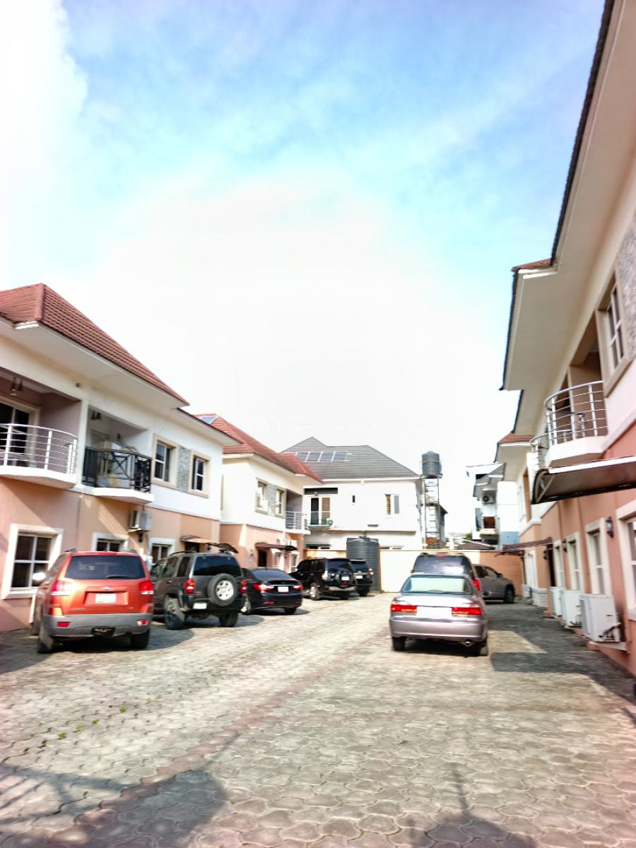 Smart Spacious 1 Bedroom Apartment (room and Parlor) Upstairs., in a Call Before Entering Estate at Chevron , Lekki Lagos., Lekki, Lagos, Mini Flat (room and Parlour) for Rent