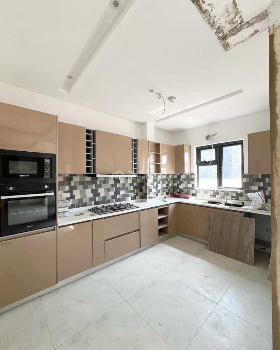 Lovely 2 Bedroom Apartment with Bq, Victoria Island, Victoria Island (vi), Lagos, Block of Flats for Sale