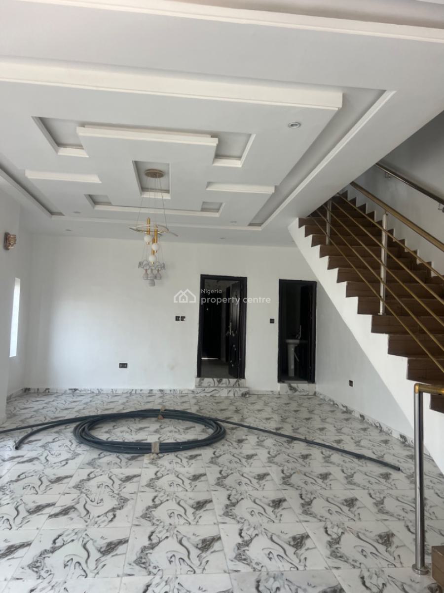 3-bedroom Terrace Duplex, Von Axis, Lugbe District, Abuja, Terraced Duplex for Rent