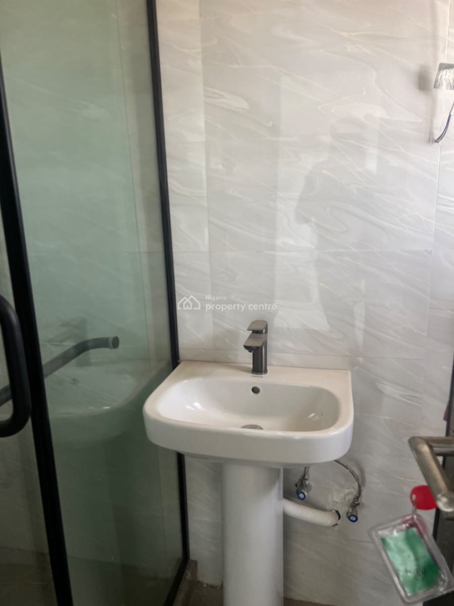 3-bedroom Terrace Duplex, Von Axis, Lugbe District, Abuja, Terraced Duplex for Rent