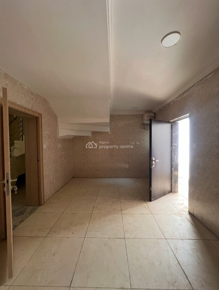 4 Bedroom Townhouse with Bq, Guzape District, Abuja, Terraced Duplex for Sale