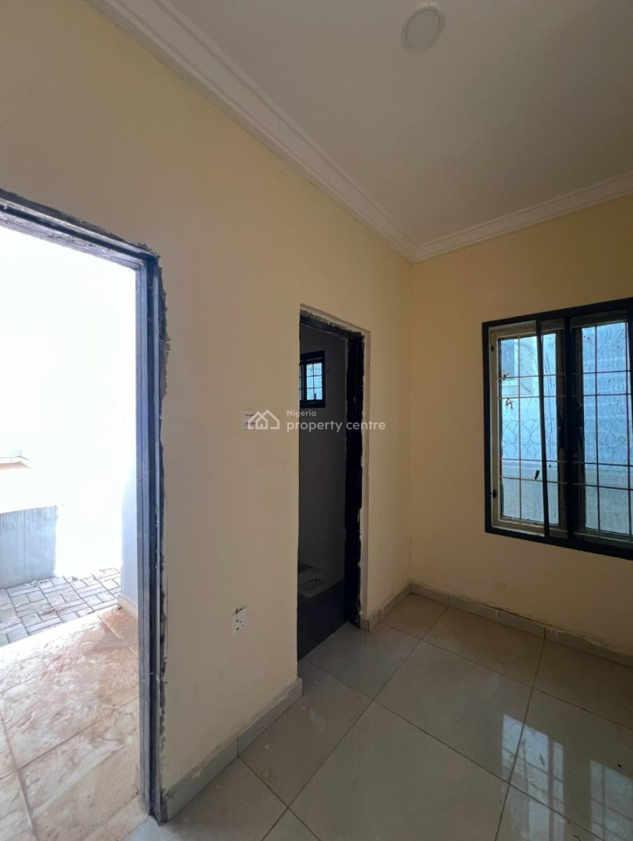 4 Bedroom Townhouse with Bq, Guzape District, Abuja, Terraced Duplex for Sale