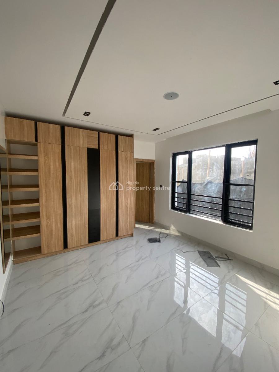 Newly Built 2 Bed Apartment with 1bq, Lekki Phase1, Lekki Phase 1, Lekki, Lagos, Flat / Apartment for Sale